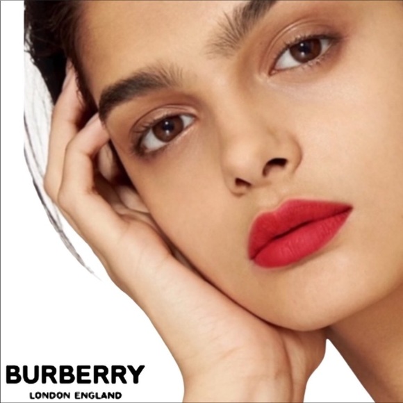 Burberry Military Red Liquid Lip No. 41 Lipstick NWT - Picture 1 of 9